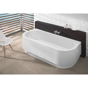 Image shows bathtub with integrated apron