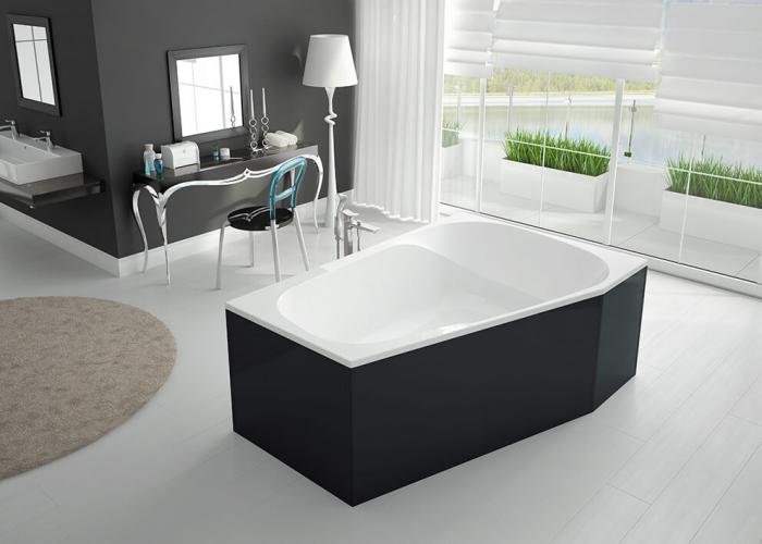 Let yourself be enchanted by the luxurious style of HOESCH's trapezoid bathtub!